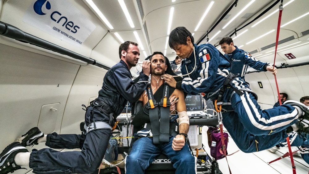 Medical experiments in zero gravity