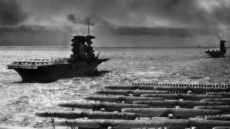 Aircraft carriers USS Lexington and Saratoga at sea