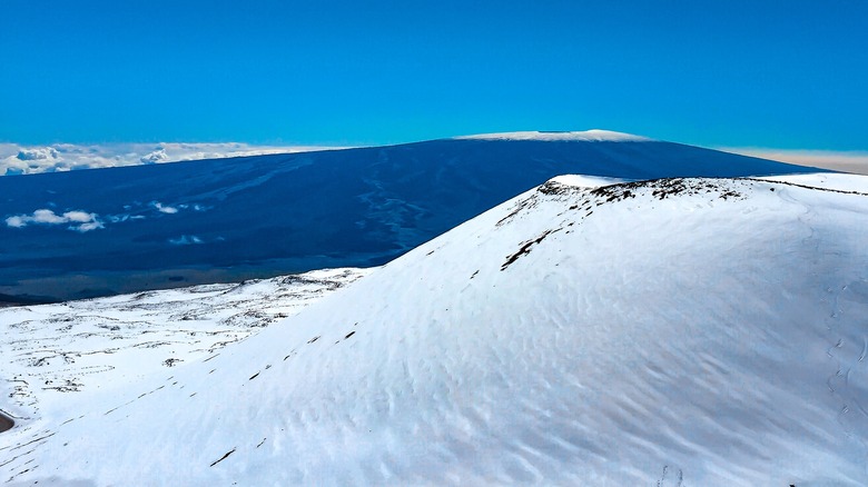 Mauna Kea's snowy peaks