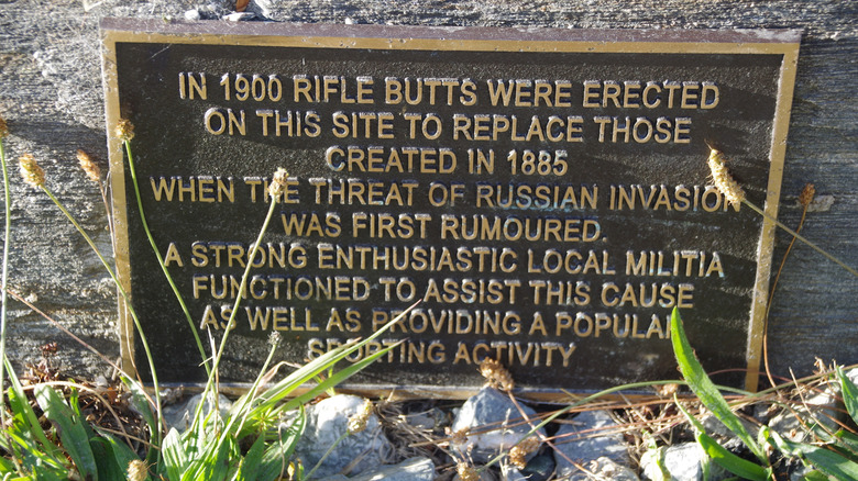 plaque commemorating the Russian invasion of New Zealand panic
