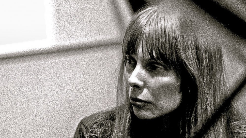 Joni Mitchell at the piano