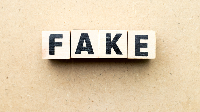 Fake letters on blocks