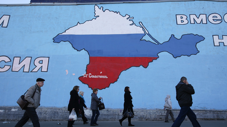 Mural with map of Crimea