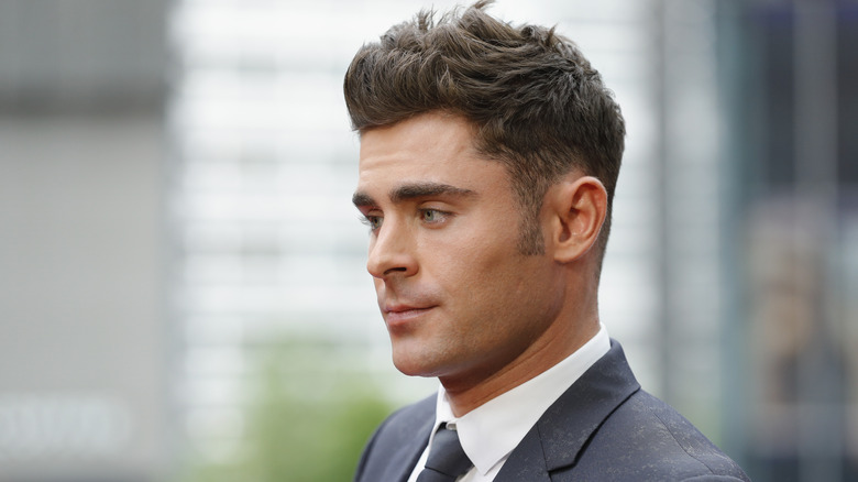 Zac Efron side shot
