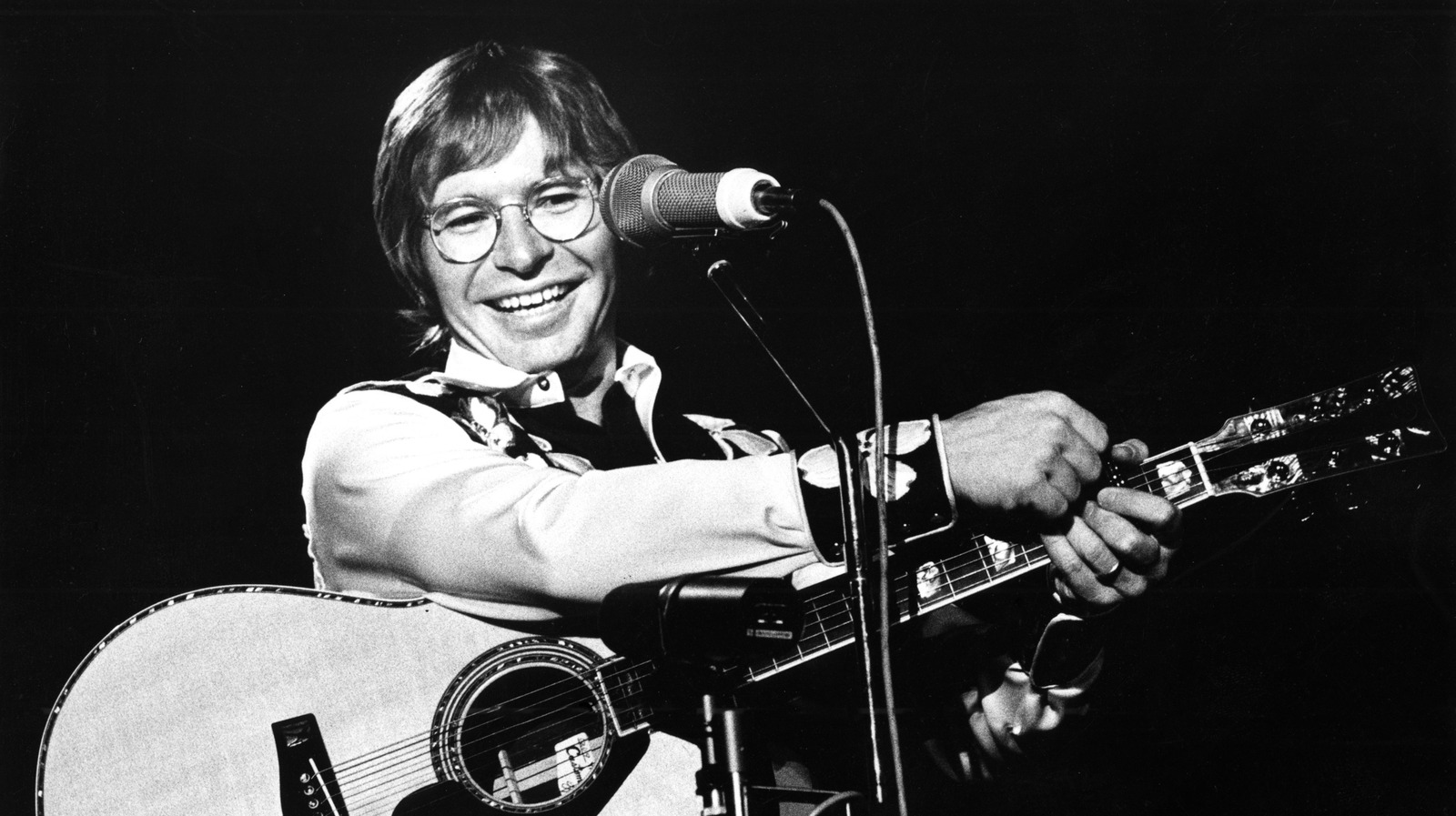 John Denver Is The Only Modern-Day Artist With Official State Songs In Two Different States