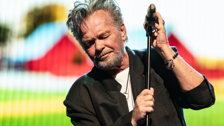 john mellencamp in hartford