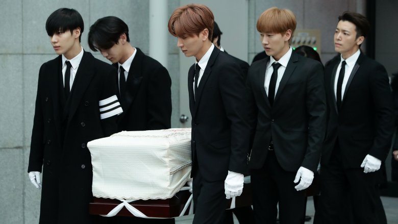 DiscoverNet | K-Pop Stars Who Tragically Died Before 30