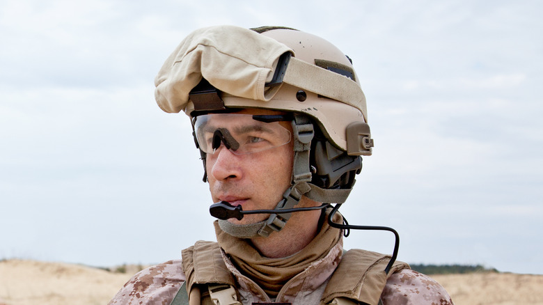 US military in desert gear