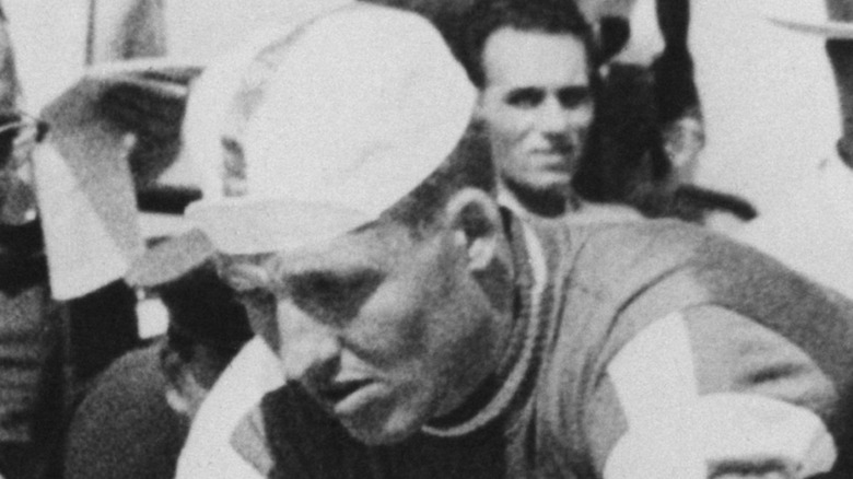 Knud Jensen preparing for race