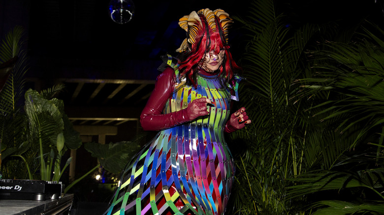 bjork in a dramatic costume at a 2024 DJ set