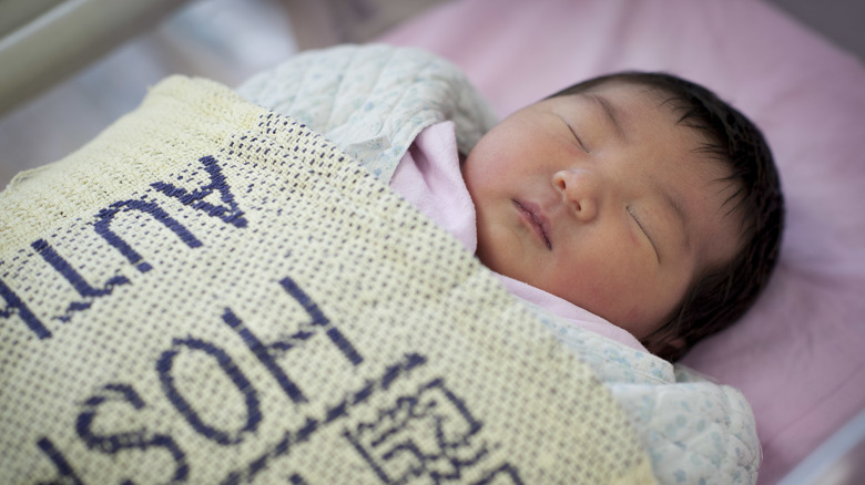sleeping newborn in hong kong