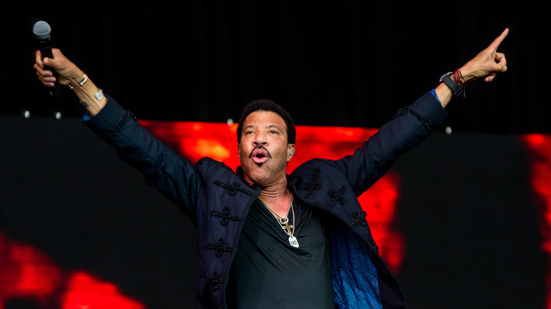 lionel richie in 2015