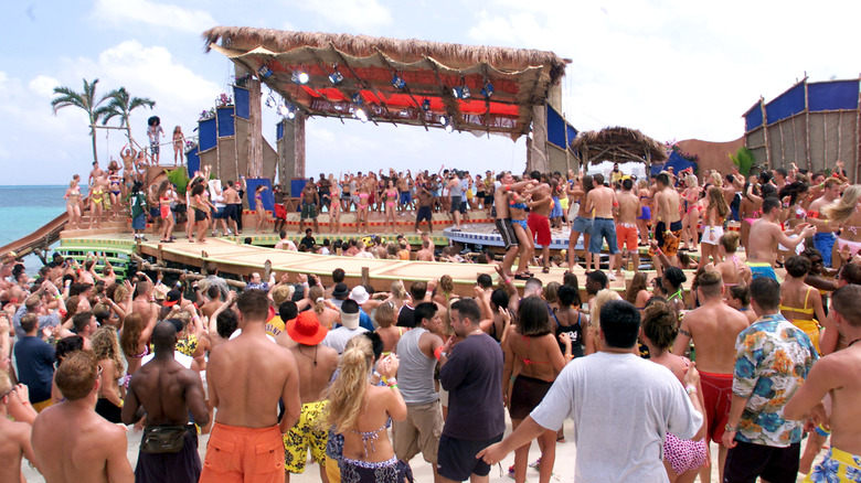 Crowd watching the stage at MTV's Spring Break