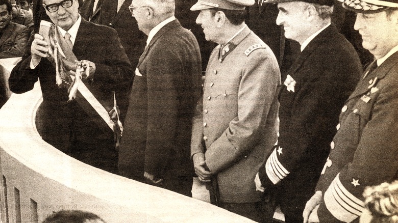 Carlos Prats González with President Allende