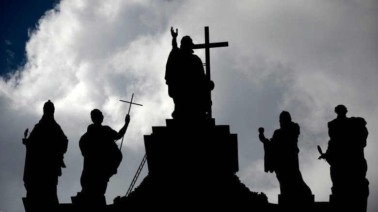 cadaver synod