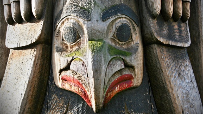 native american totem pole