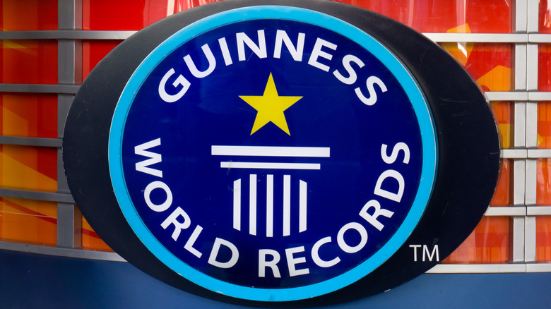sign for Guinness World Records 