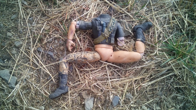 gi joe doll broken