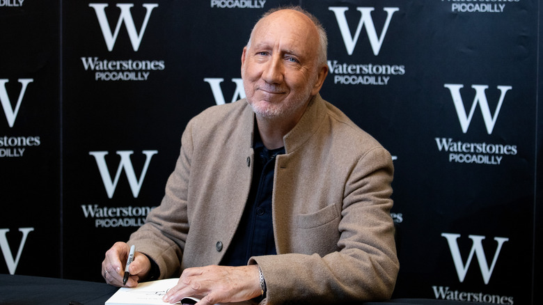 pete townshend at book signing