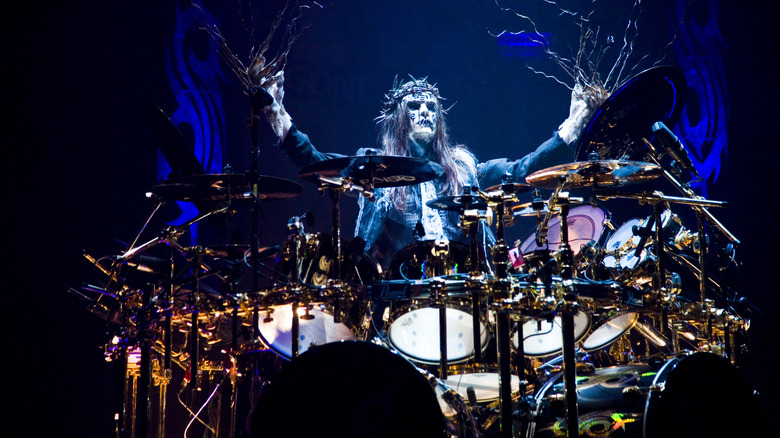Joey Jordison playing drums for Slipknot