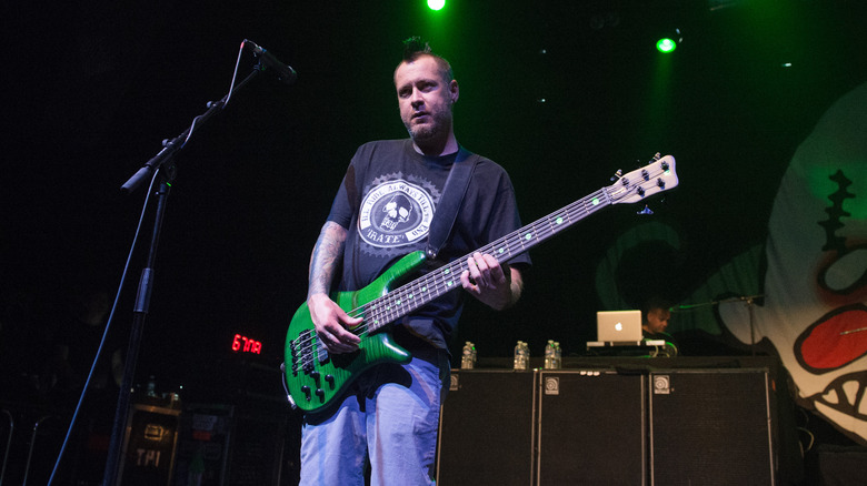 sam rivers bassist for limp bizkit performs on stage