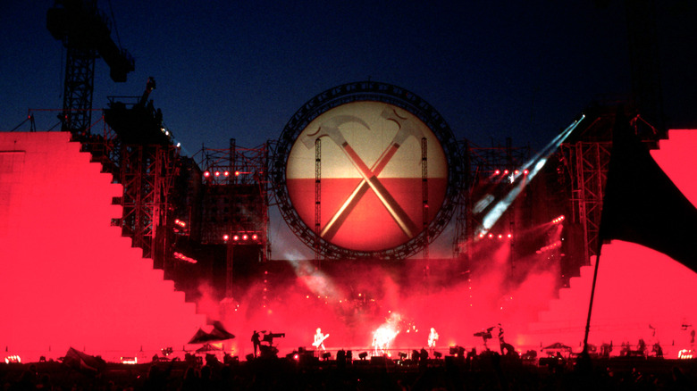 stage view of Roger Waters' Berlin Wall show 1990