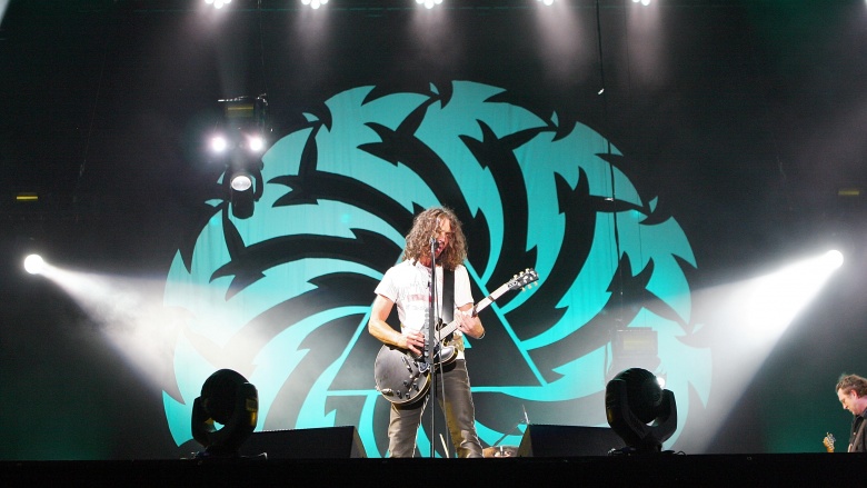 10 Weird Backwards Messages In Rock Songs