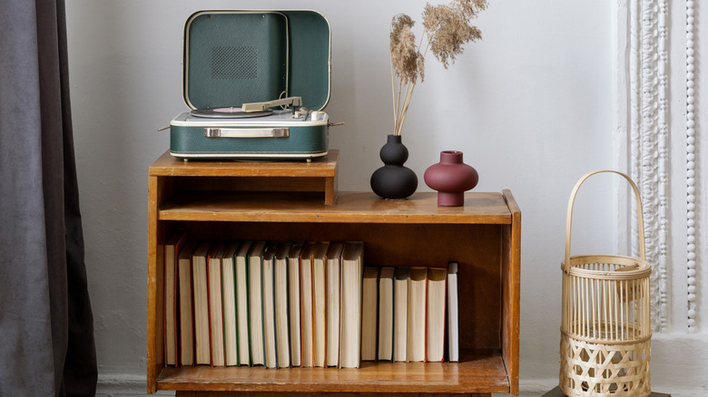 Record player on bookshelf