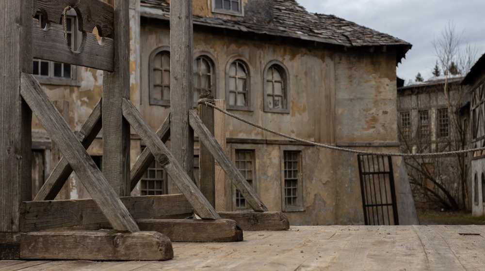 guillotine in a town