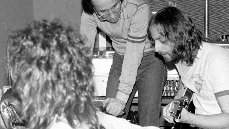 Elliott Randall playing guitar in studio