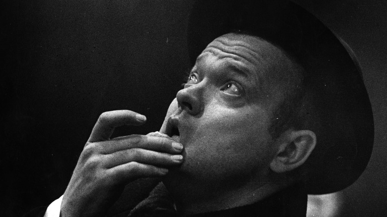 Orson Welles looking up 