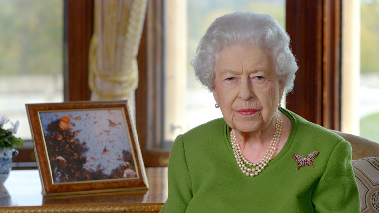 The Line To See The Queen's Coffin Is Much Longer Than You Think