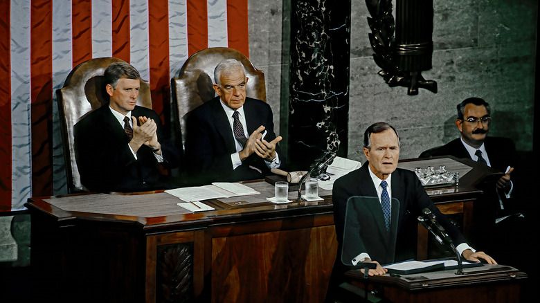 Bush speaking to Congress chamber