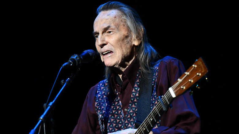 Gordon Lightfoot with guitar onstage