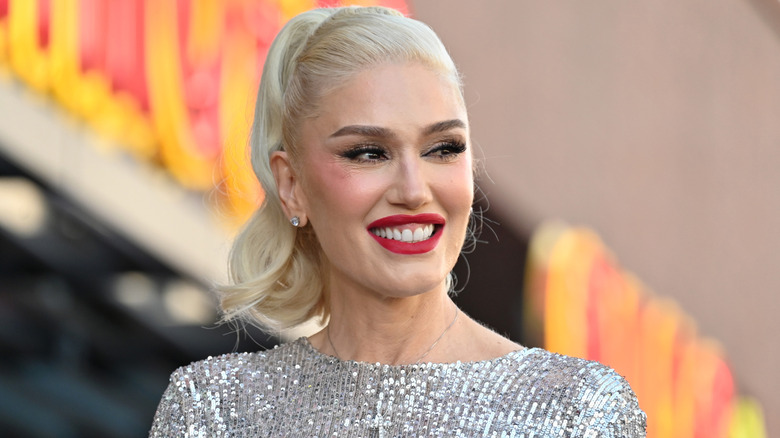 Gwen Stefani smiling