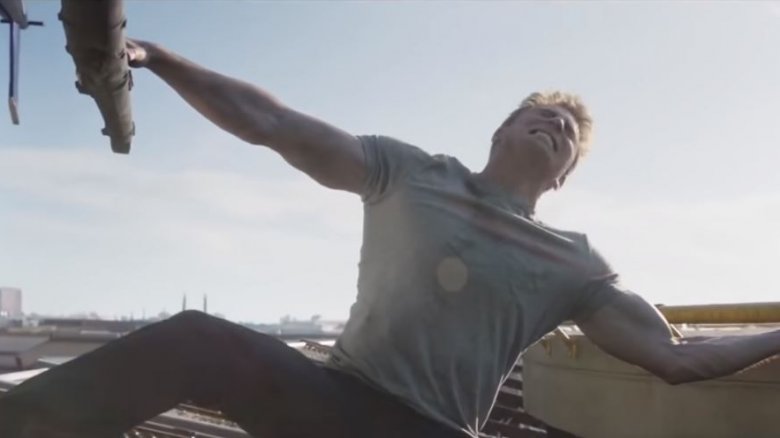 Captain America Chris Evans bicep curl helicopter