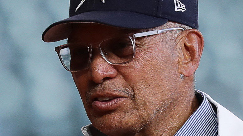 Reggie Jackson's Response To The Queen's Death Lifts Spirits In The ...