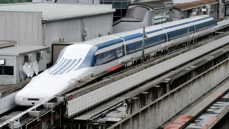 maglev train