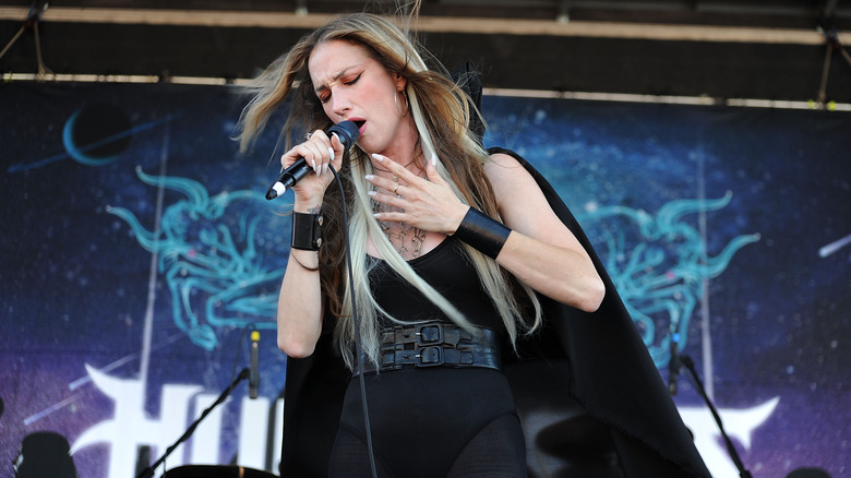 Huntress' Jill Janus singing on stage at the Mayhem Festival in 2013