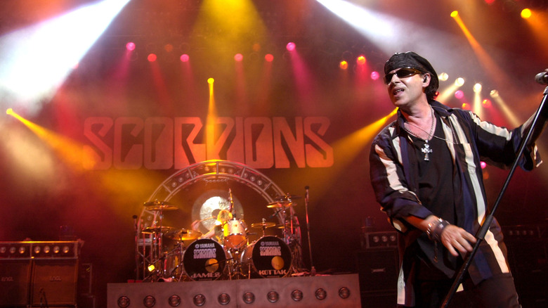 Klaus Meine singing on stage
