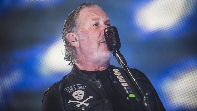 James Hetfield singing into mic