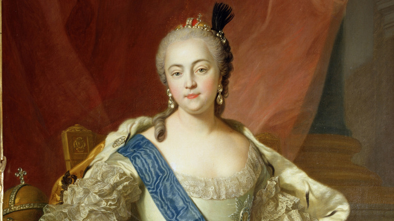 Formal portrait of Elizabeth of Russia in front of a red curtain