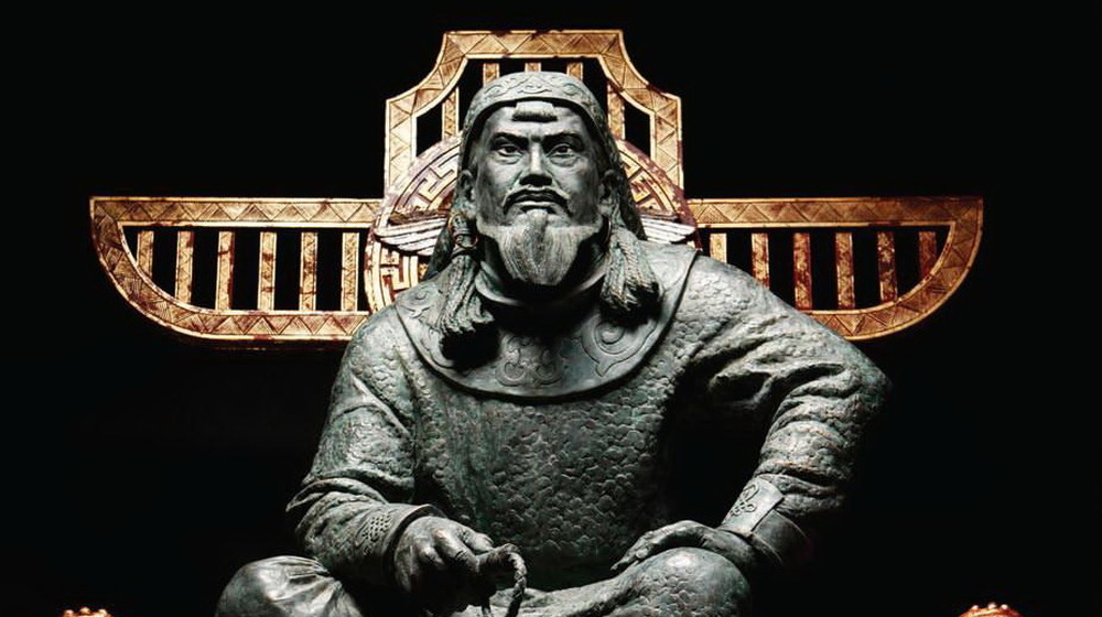 Genghis Khan statue with hand on leg