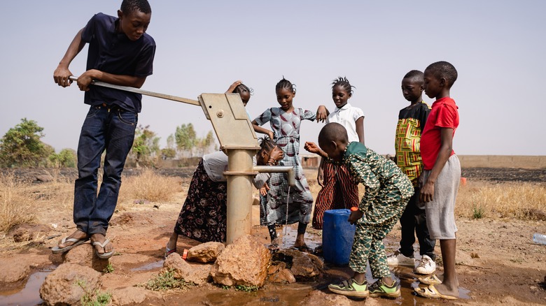 children waterspout