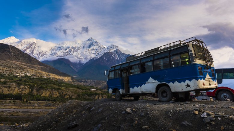 tour bus mountains
