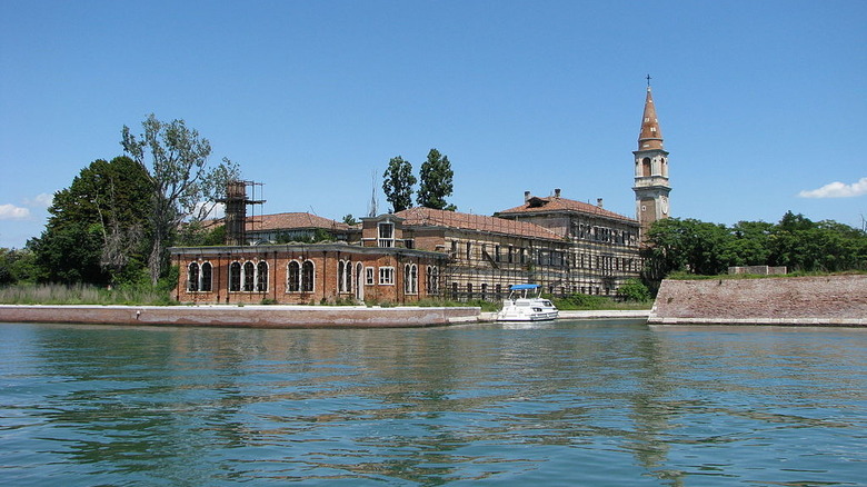 Poveglia island