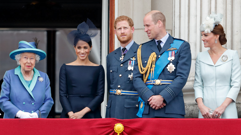 members of British royal family on balcony