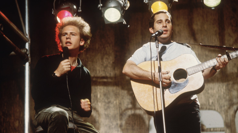 Simon & Garfunkel perform in 1966