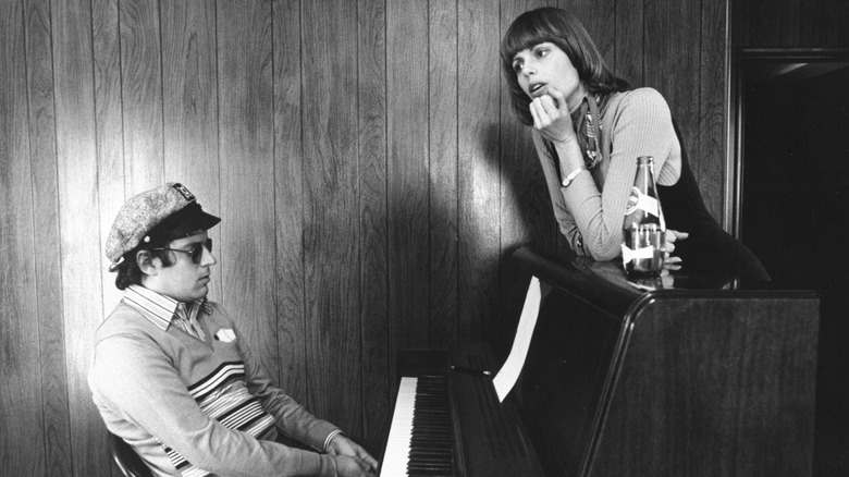 Captain and Tennille hanging around piano
