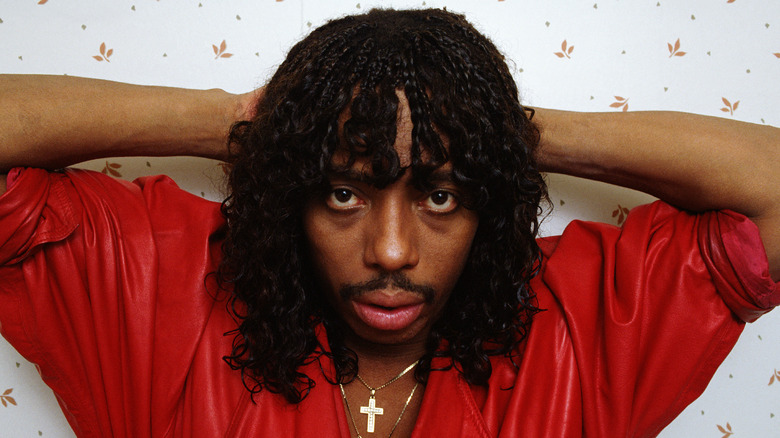 rick james hands behind head